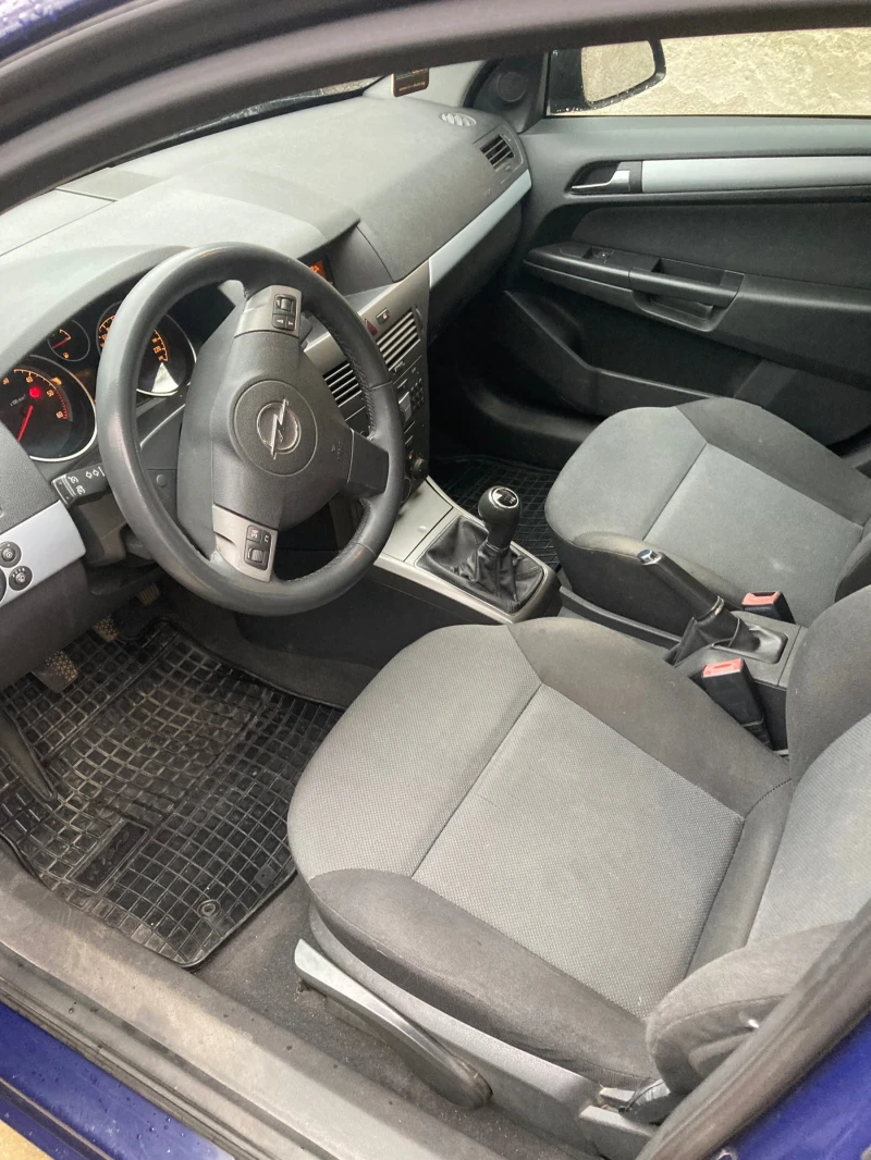 Opel Astra 1.9cdti, снимка 7 - Автомобили и джипове - 47915290