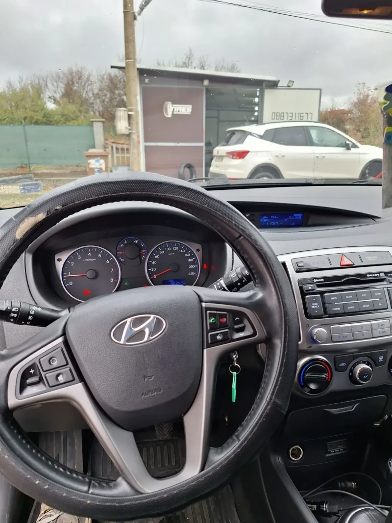 Hyundai I20 1.25i GAS СПЕШНО, снимка 6 - Автомобили и джипове - 47925442