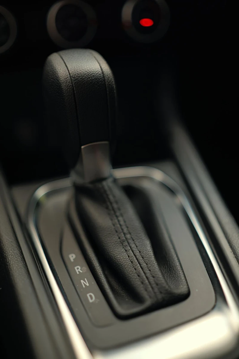 Renault Captur 1.3 (140кс) Първи Собственик / Лизинг през ДСК, снимка 12 - Автомобили и джипове - 52383605