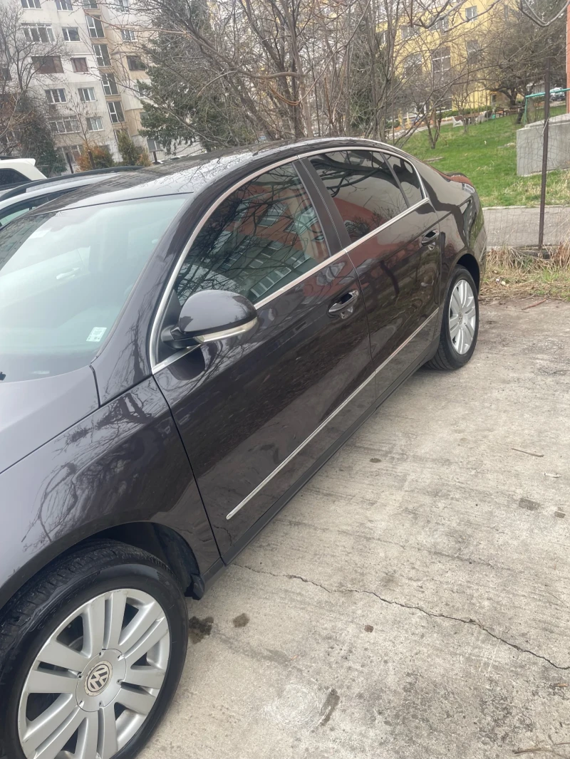 VW Passat, снимка 10 - Автомобили и джипове - 52553564