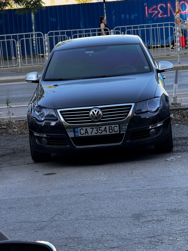 VW Passat, снимка 2 - Автомобили и джипове - 52553564