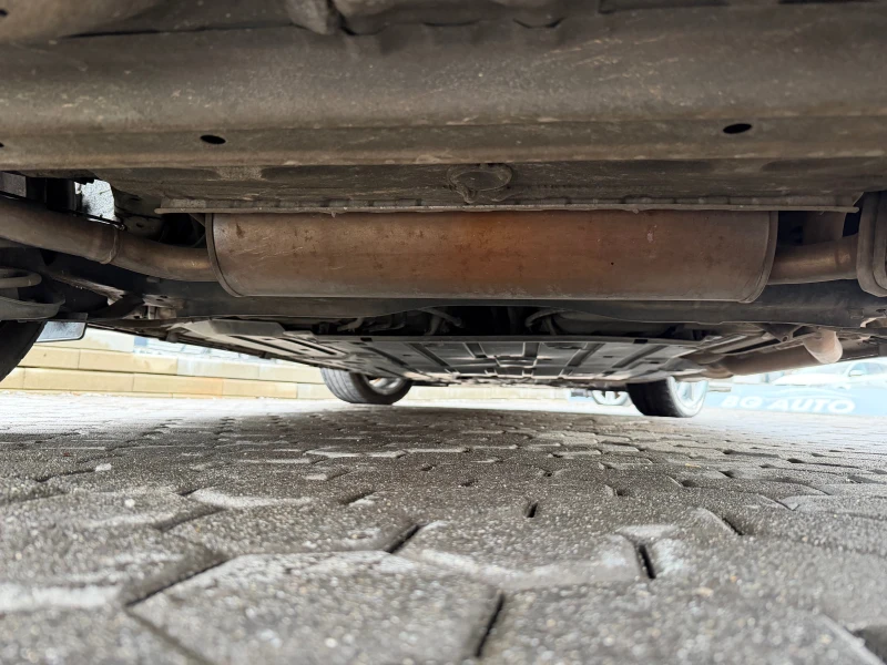 Honda Civic * ИТАЛИЯ* 1.8-140* i-VTEC* 183 ХИЛЯДИ* , снимка 9 - Автомобили и джипове - 52659143