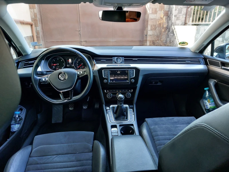 VW Passat, снимка 5 - Автомобили и джипове - 52822449