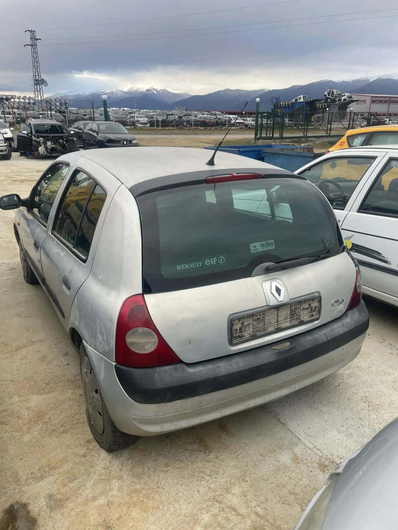 Renault Clio, снимка 4 - Автомобили и джипове - 53092429