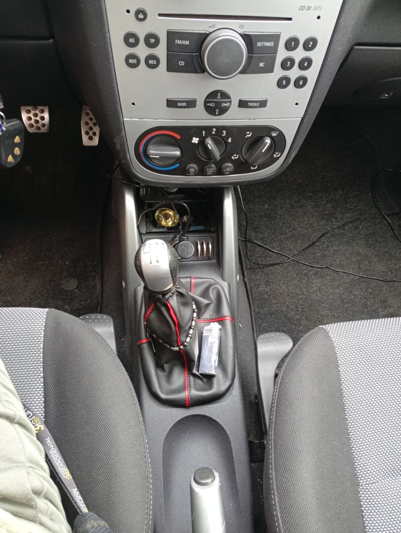 Opel Tigra, снимка 7 - Автомобили и джипове - 53541140