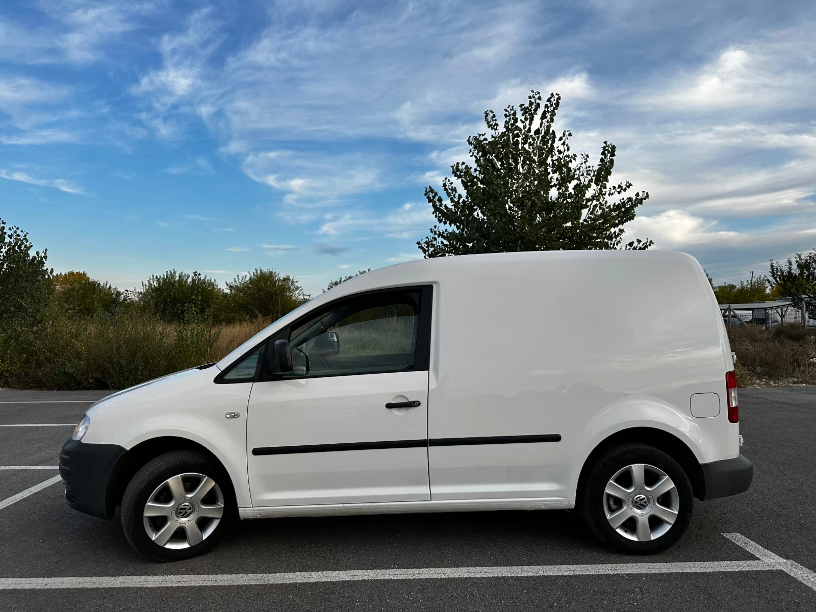 VW Caddy 1.9 TDI 105кс Automatic* Климатик* Товарно - изображение 6