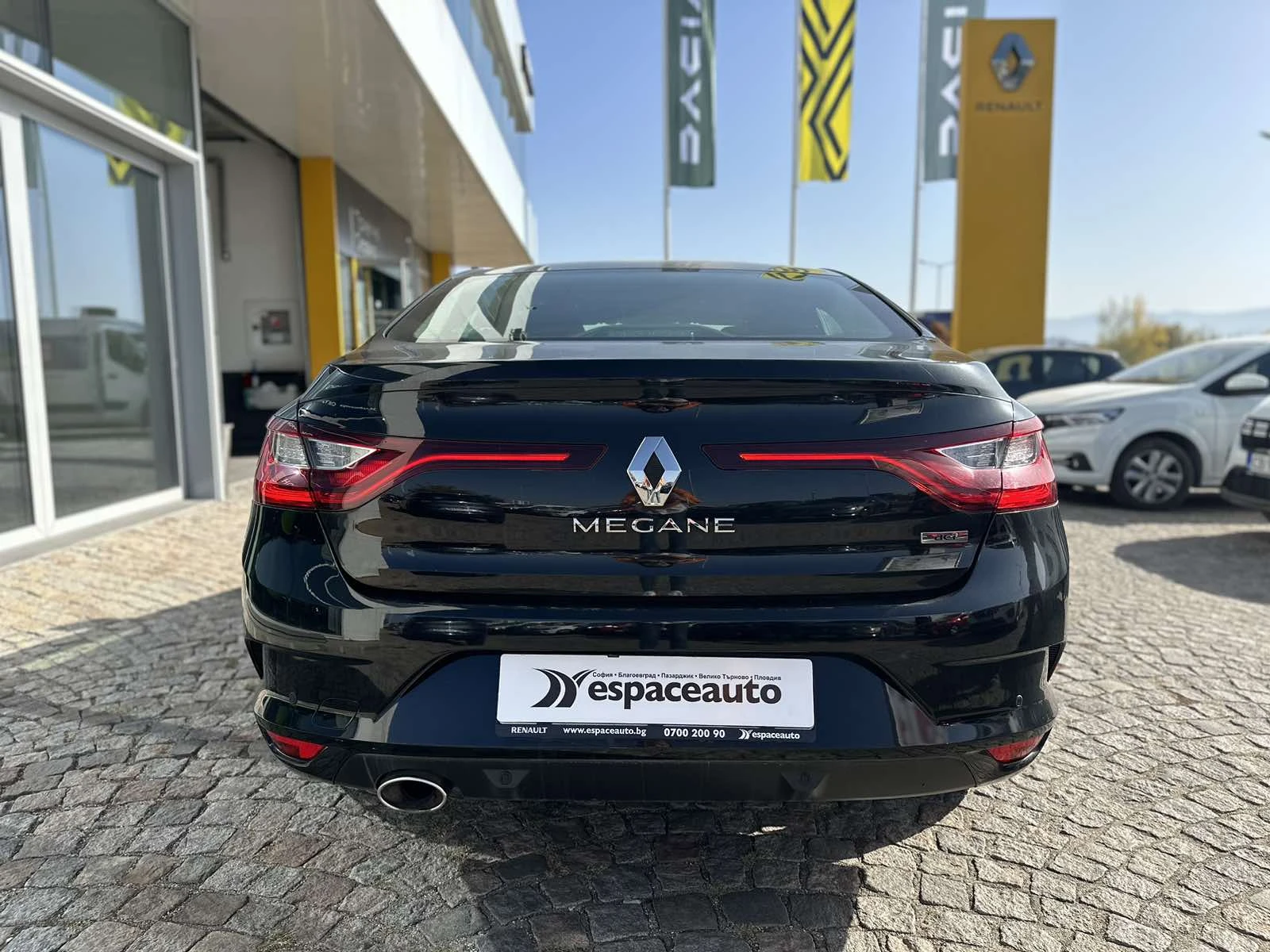 Renault Megane Sedan 1.5 DCi 115к.с - изображение 5