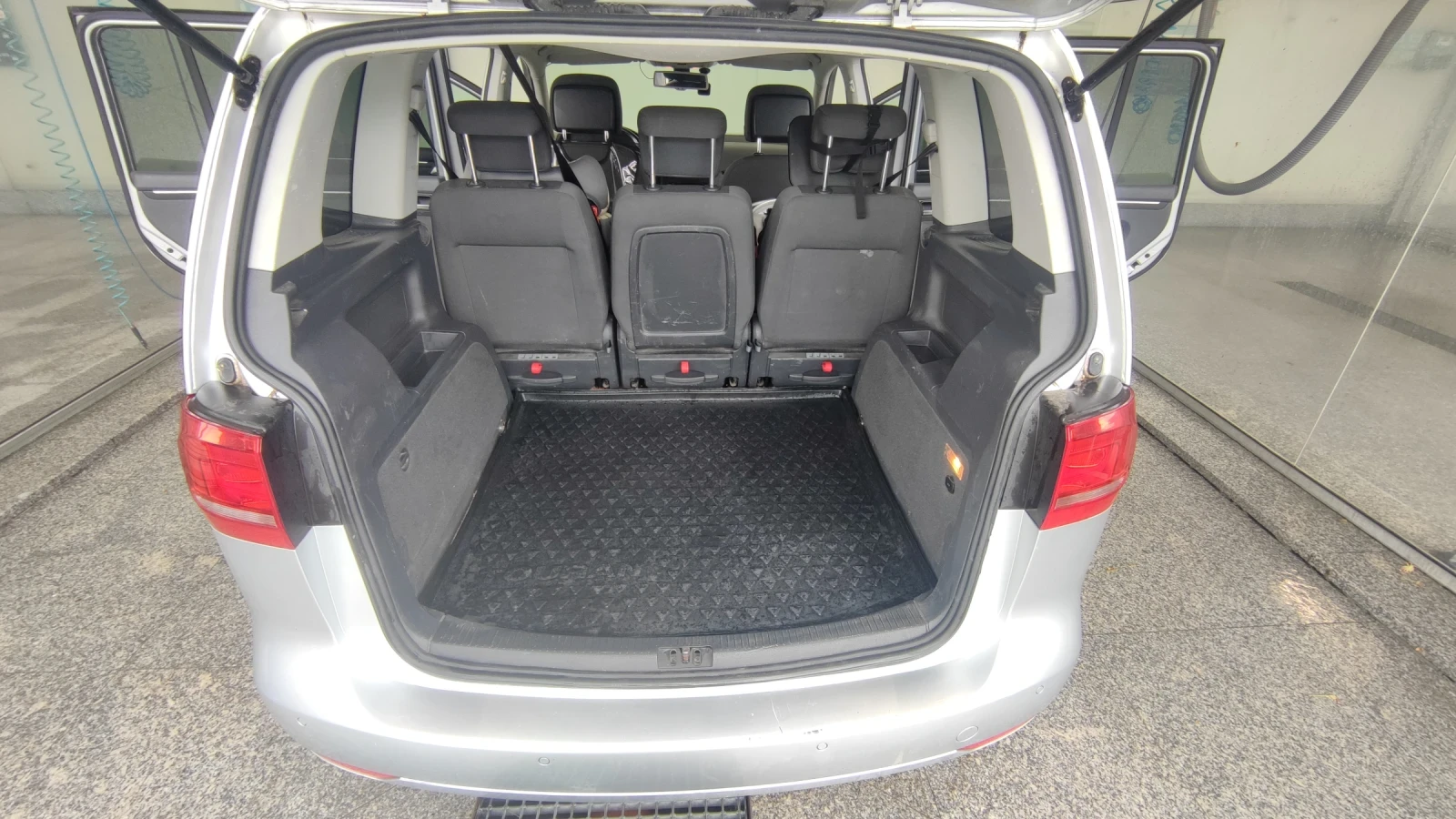VW Touran 2.0 - изображение 10
