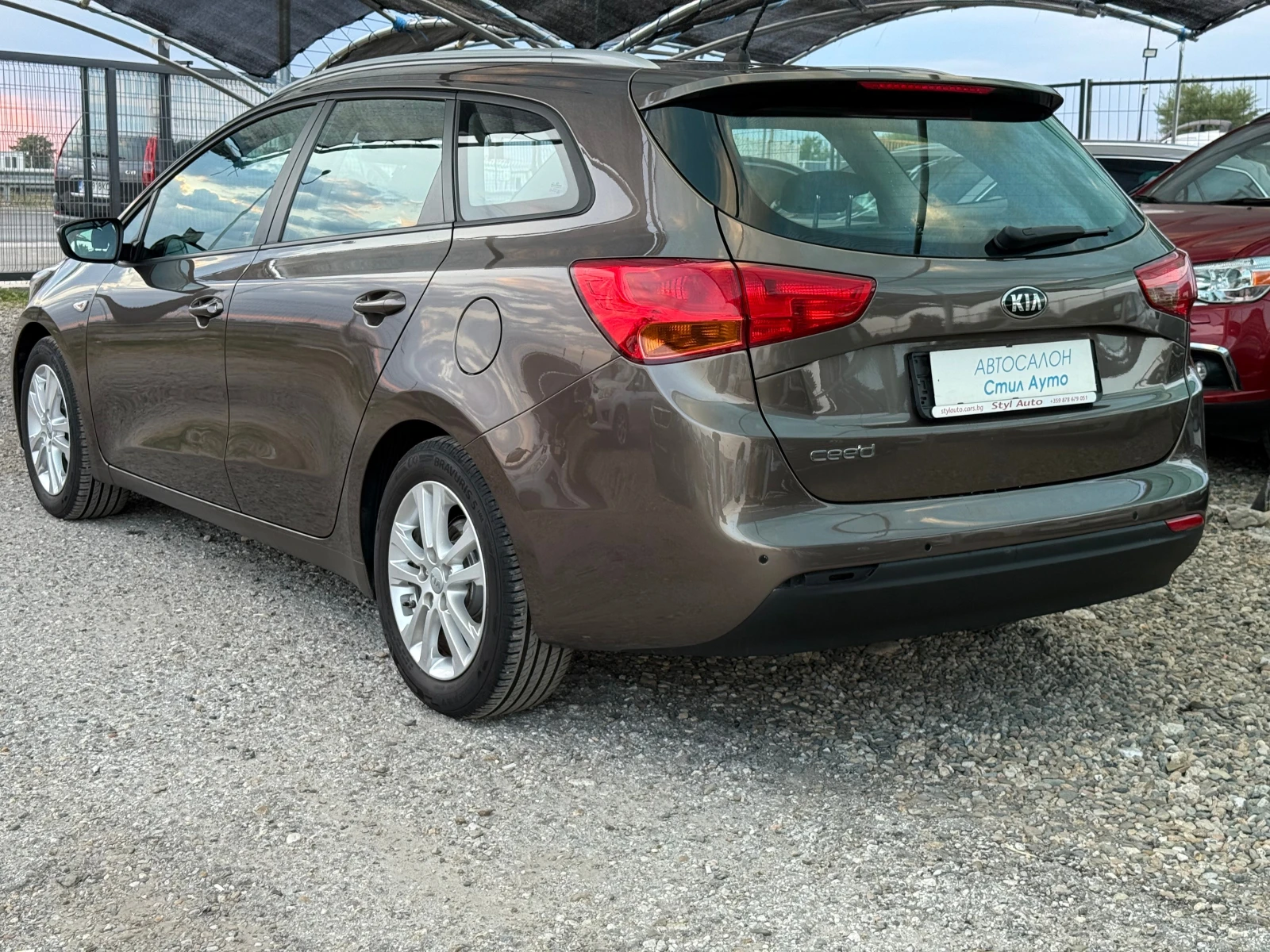 Kia Ceed 1.6i - изображение 4
