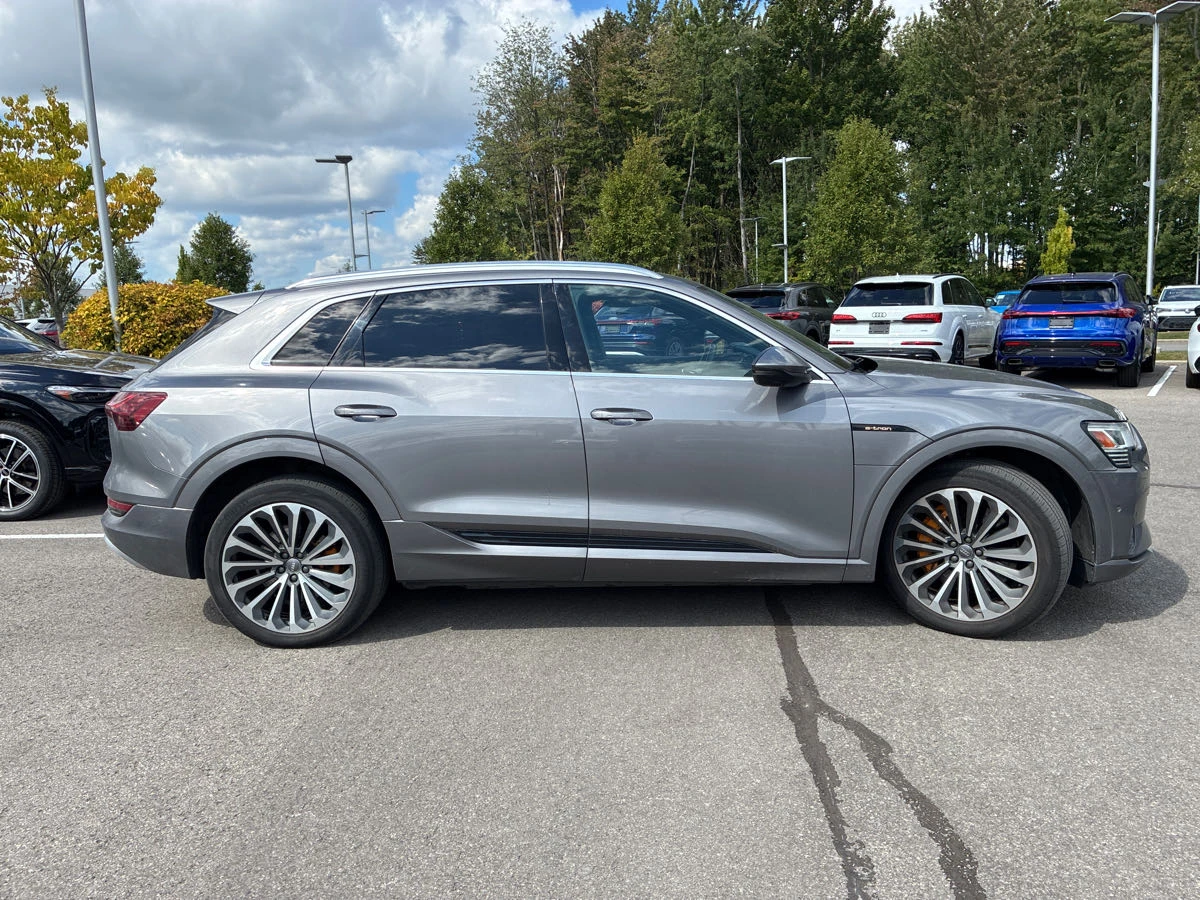 Audi E-Tron * TECHNIK* * АвтоКредит*  - изображение 3