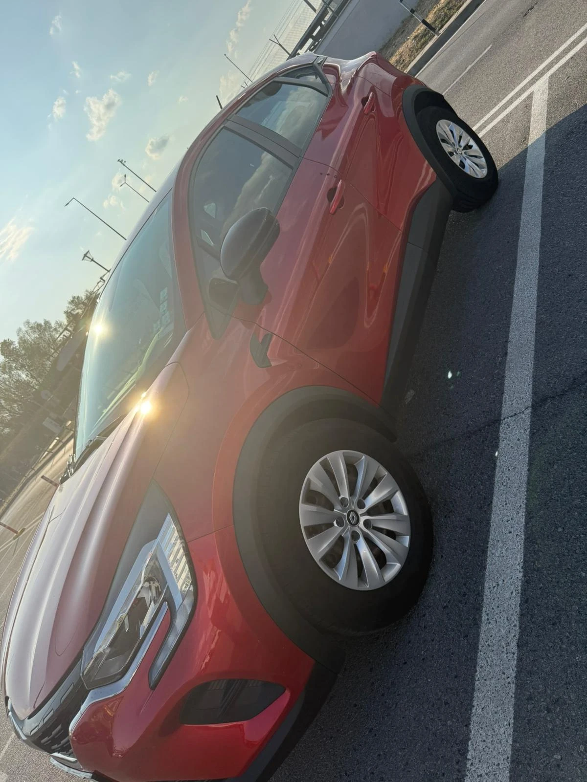 Renault Captur 1.3 (140кс) Първи Собственик / Лизинг през ДСК - изображение 6