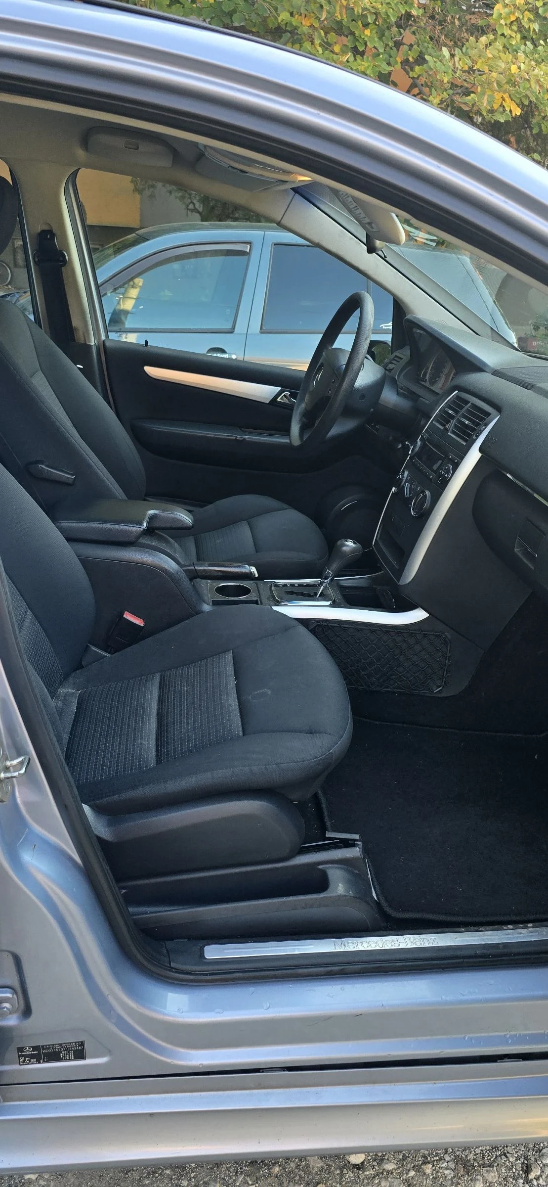 Mercedes-Benz B 180 2.0 CDI, Автомат - изображение 9