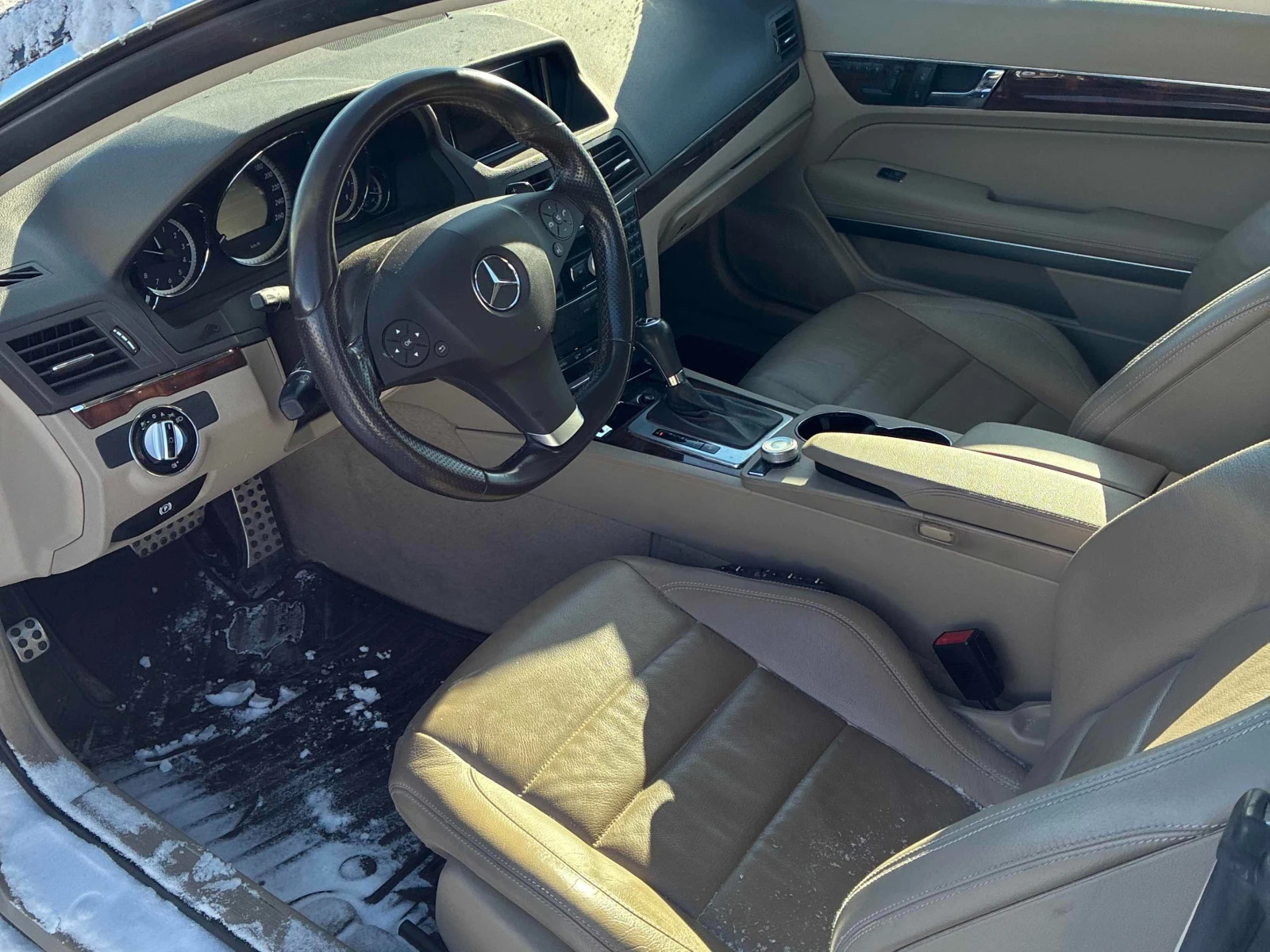 Mercedes-Benz E 350 * * CARFAX * * АВТО КРЕДИТ * *  - изображение 10