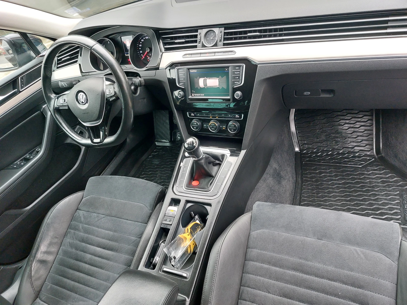 VW Passat  - изображение 8