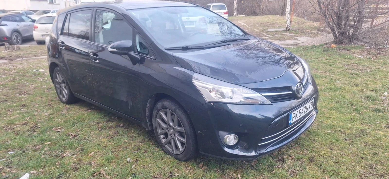 Toyota Verso 2000, снимка 13 - Автомобили и джипове - 53738076