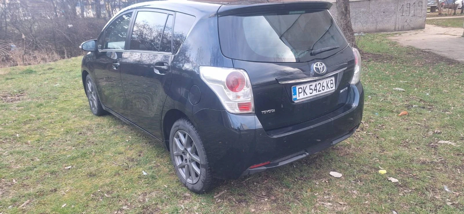 Toyota Verso 2000, снимка 14 - Автомобили и джипове - 53738076