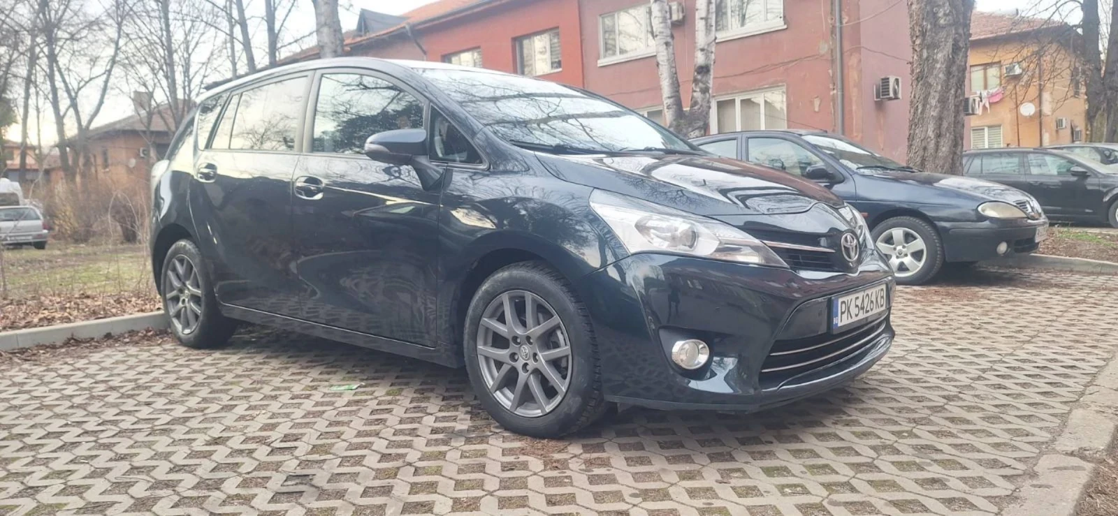 Toyota Verso 2000, снимка 4 - Автомобили и джипове - 53738076