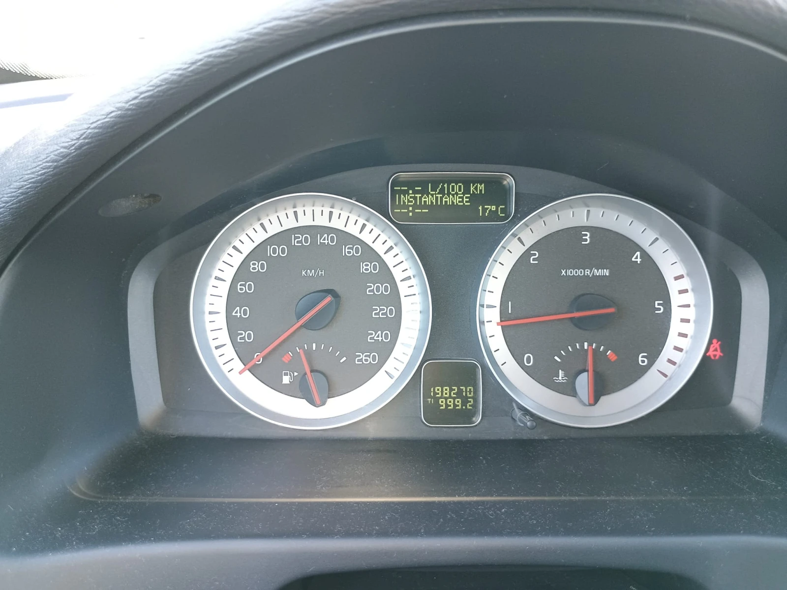 Volvo C70 D3 150 KINETIC, снимка 11 - Автомобили и джипове - 53977968