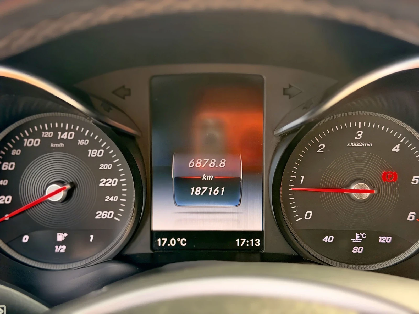 Mercedes-Benz C 220 AMG LINE   EXCLUSIVE EDITION, снимка 8 - Автомобили и джипове - 54209608