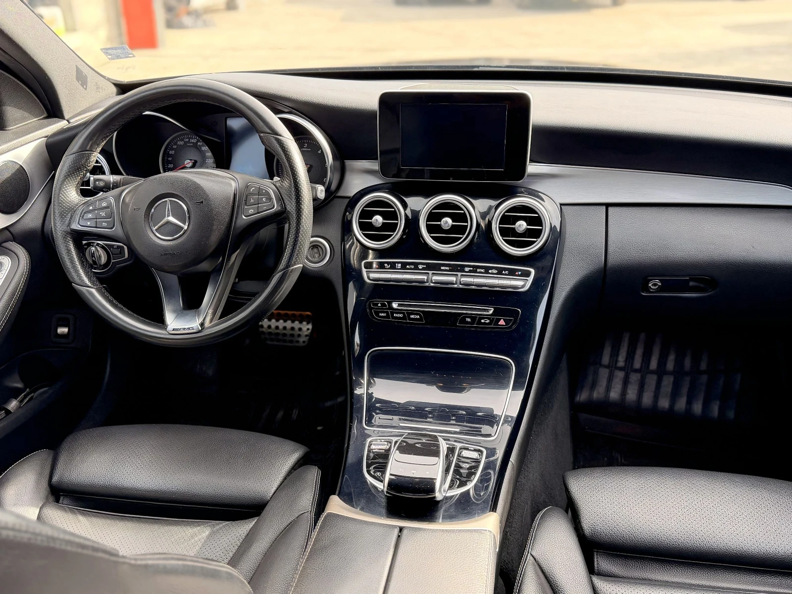 Mercedes-Benz C 220 AMG LINE   EXCLUSIVE EDITION, снимка 15 - Автомобили и джипове - 54209608