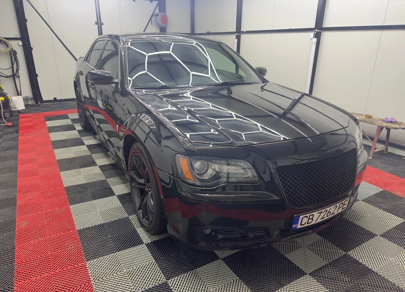 Chrysler 300c, снимка 7 - Автомобили и джипове - 54227313