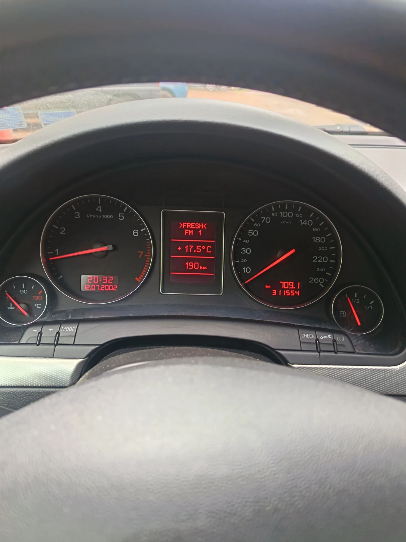Audi A4 1, 8T , снимка 7 - Автомобили и джипове - 54618631