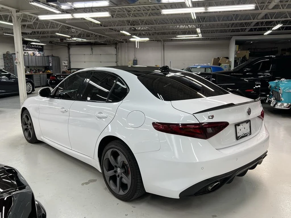 Alfa Romeo Giulia AWD* PANORAMA* KEYLESS* ПАМЕТ* ПОДГРЕВ* КАМЕРА* , снимка 5 - Автомобили и джипове - 54643264