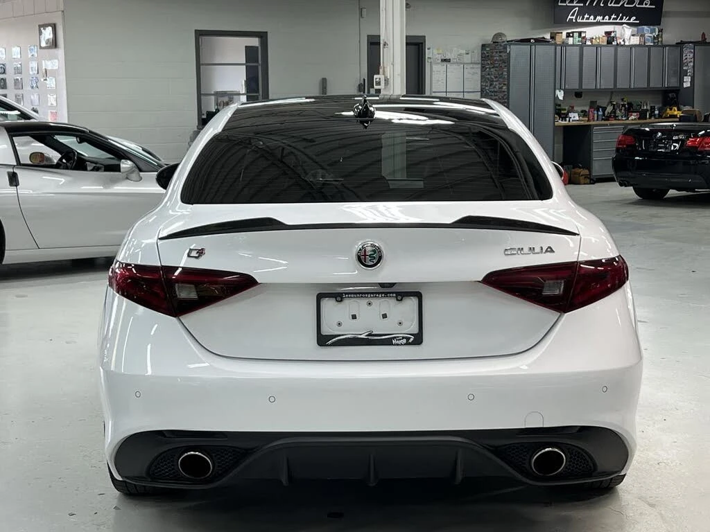 Alfa Romeo Giulia AWD* PANORAMA* KEYLESS* ПАМЕТ* ПОДГРЕВ* КАМЕРА* , снимка 4 - Автомобили и джипове - 54643264