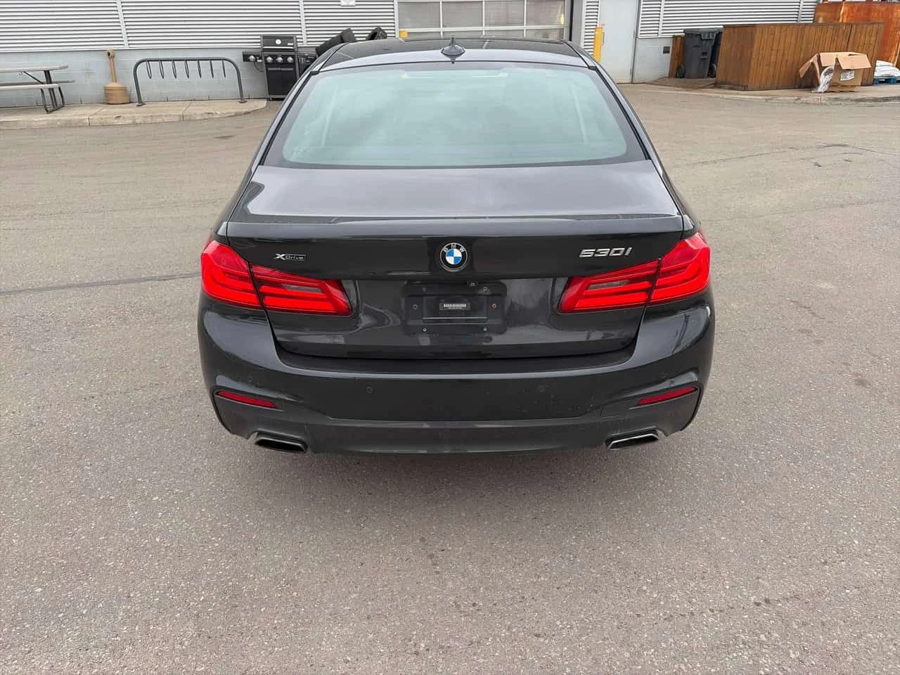 BMW 530 * xDrive * CARFAX * HUD * 360 * HARMAN * ОБДУХВАНЕ, снимка 4 - Автомобили и джипове - 54738639