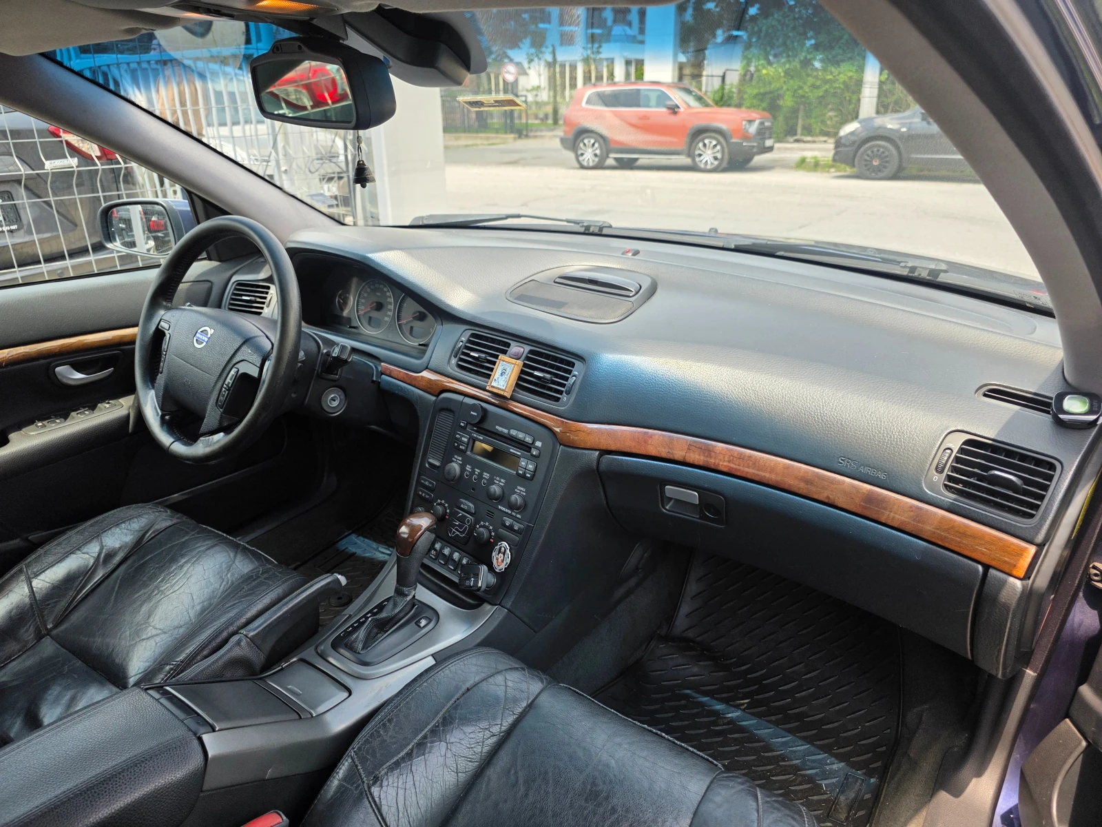 Volvo S80 2.4 D5 AVTO KOJA НАПЪЛНО ОБСЛУЖЕН , снимка 15 - Автомобили и джипове - 54806148