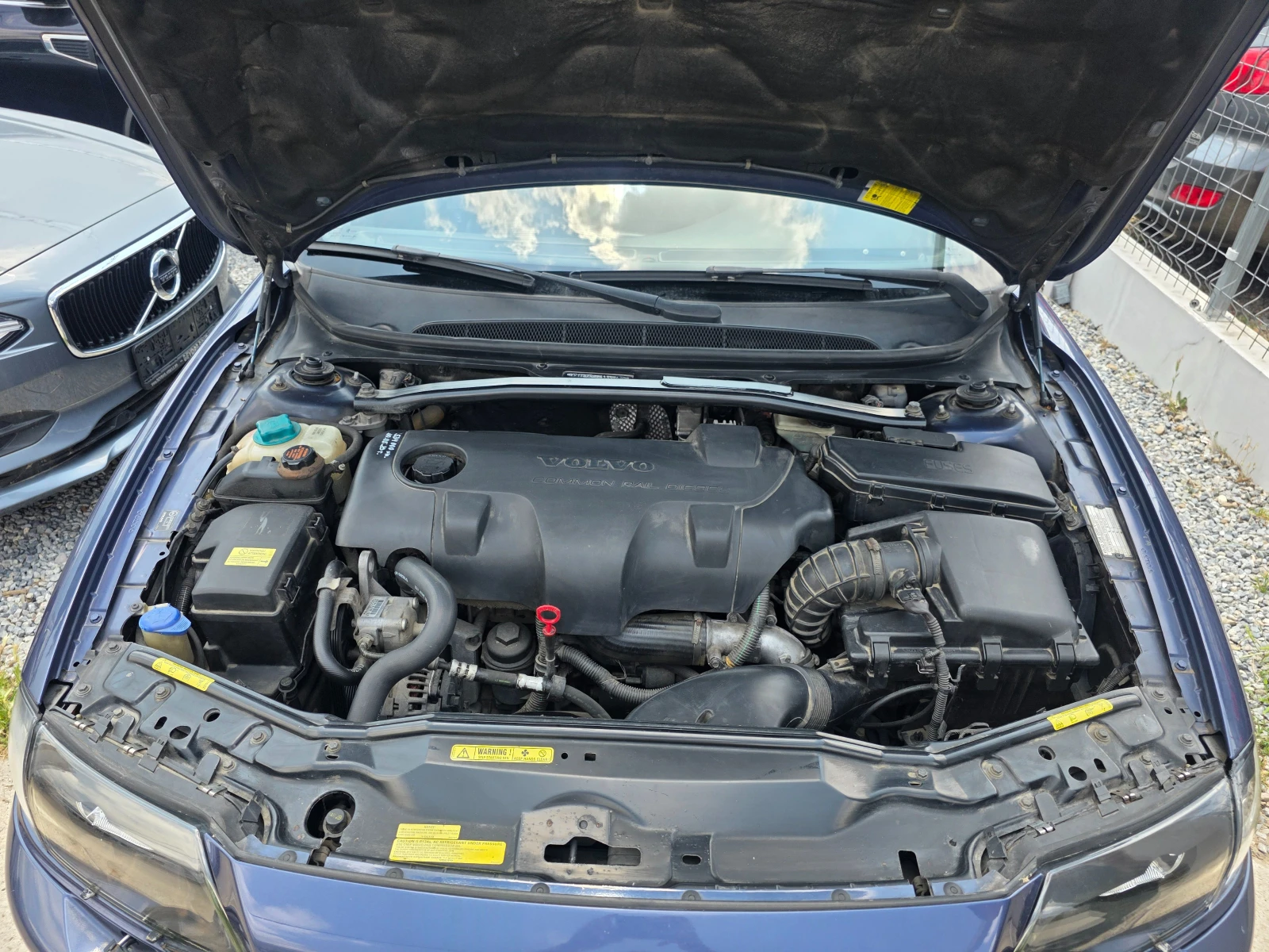 Volvo S80 2.4 D5 AVTO KOJA НАПЪЛНО ОБСЛУЖЕН , снимка 17 - Автомобили и джипове - 54806148
