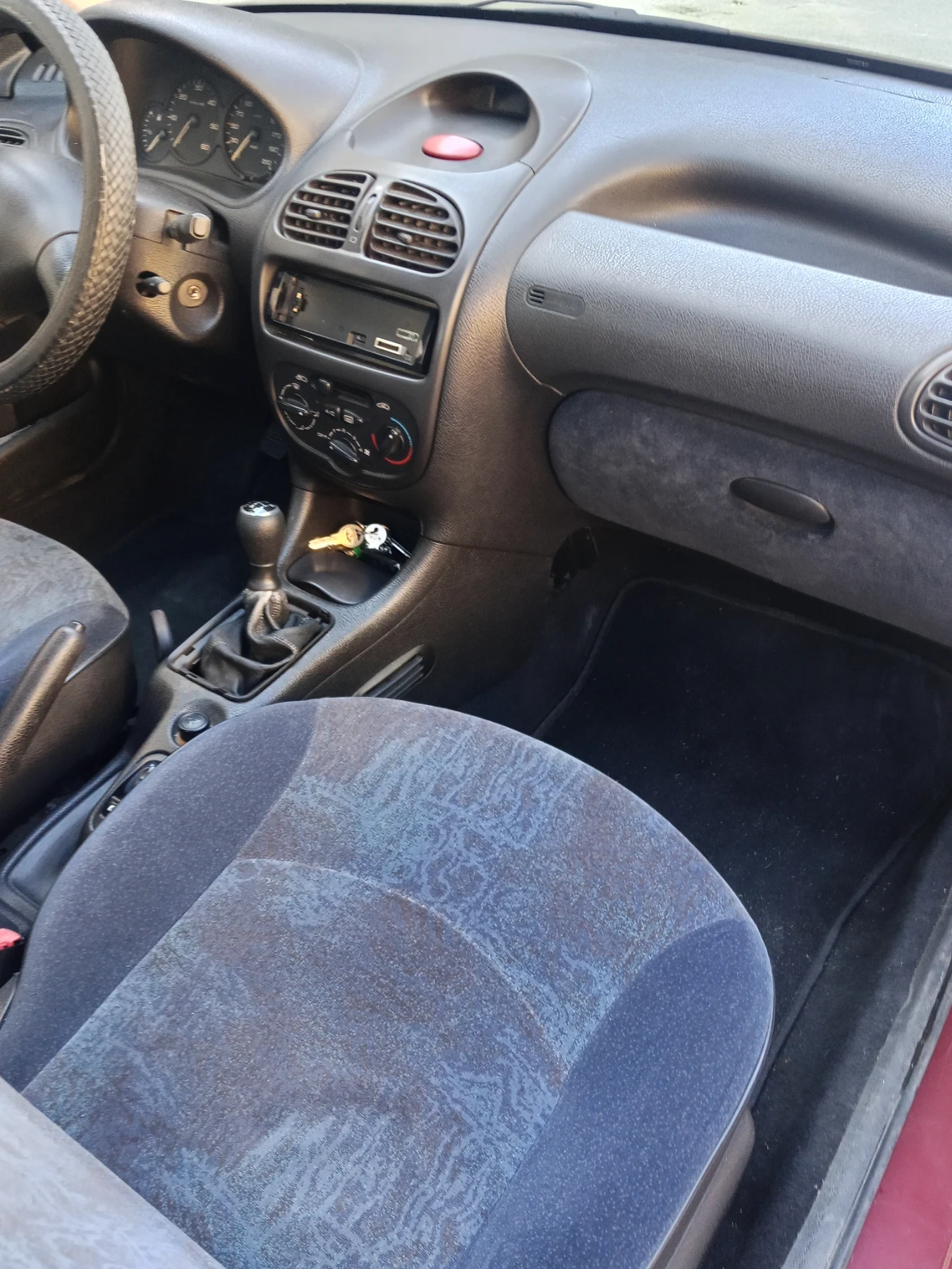 Peugeot 206, снимка 11 - Автомобили и джипове - 54899832