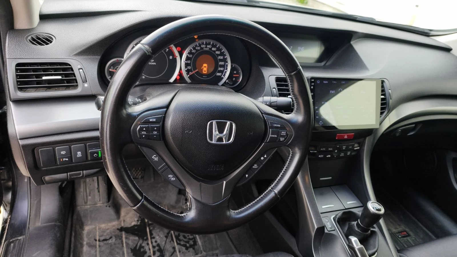 Honda Accord фейслифт 8ма ген, Газ, снимка 6 - Автомобили и джипове - 54933242