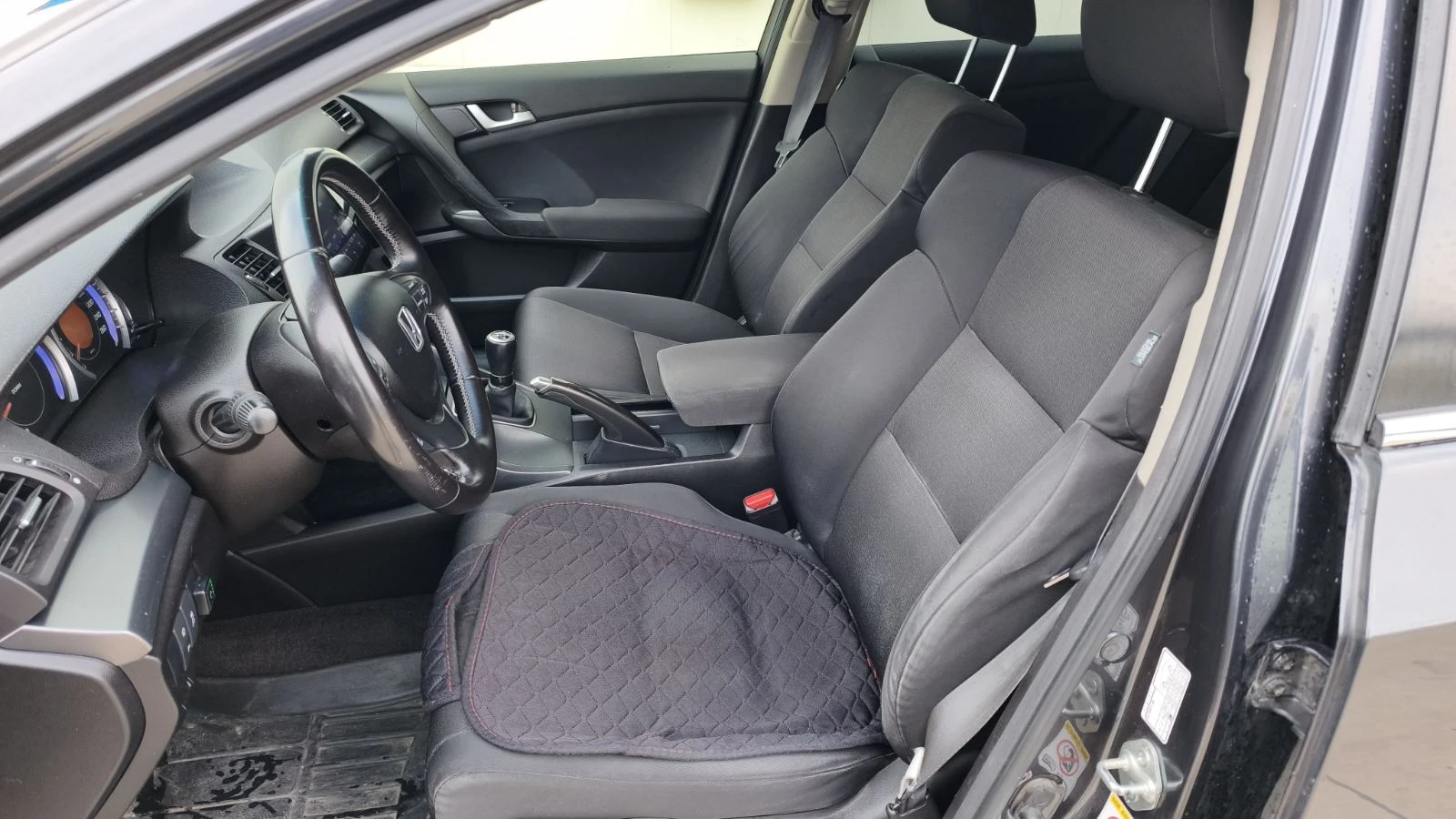 Honda Accord фейслифт 8ма ген, Газ, снимка 7 - Автомобили и джипове - 54933242