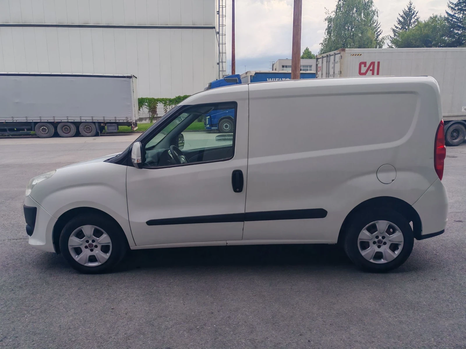 Fiat Doblo 1.3 M-JET 90KS | Mobile.bg � ����������� 8