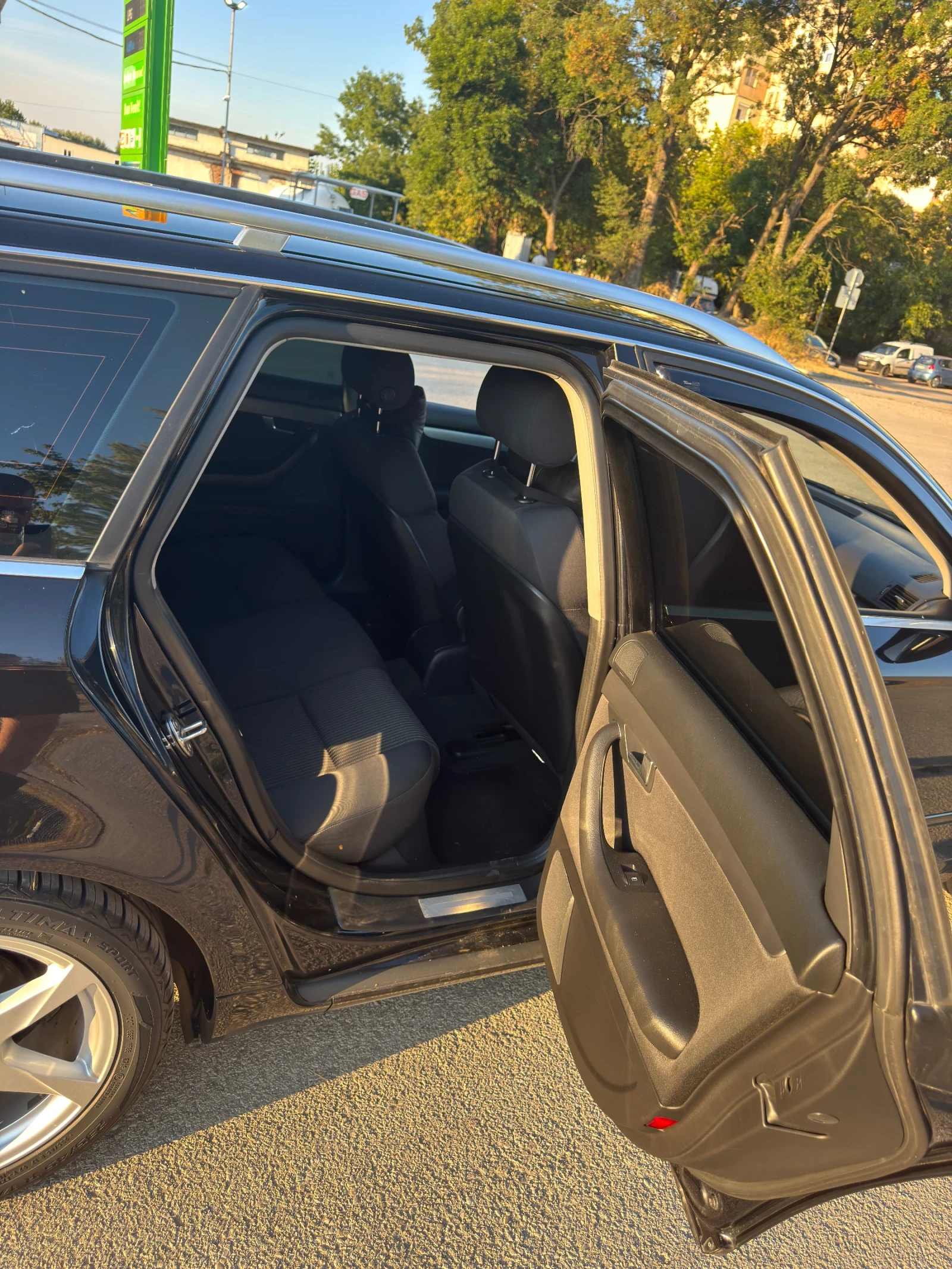 Audi A4 1.9TDI, 116hp, снимка 11 - Автомобили и джипове - 55694918