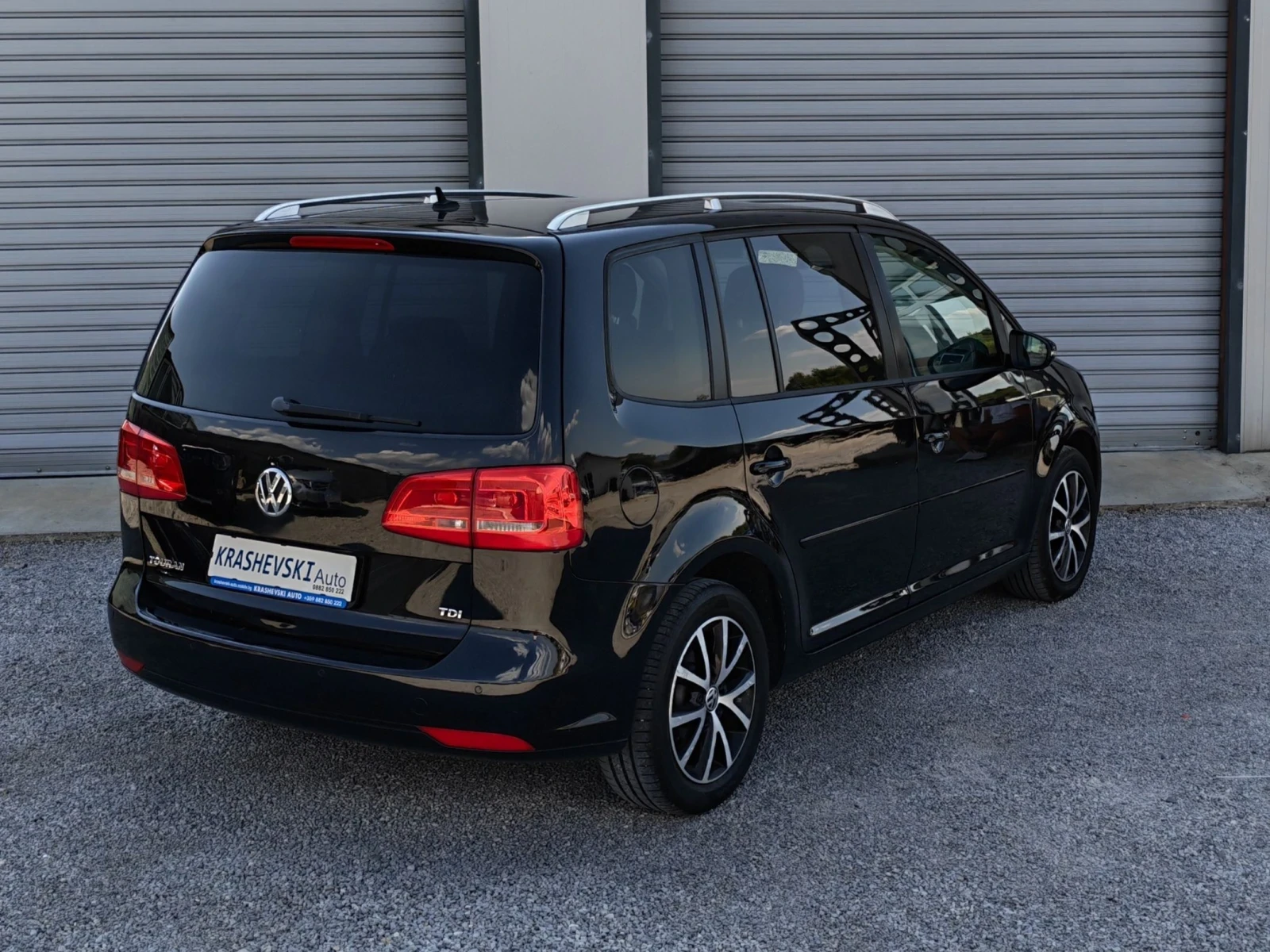 VW Touran 1.6TDI 6+ 1, снимка 6 - Автомобили и джипове - 55767861