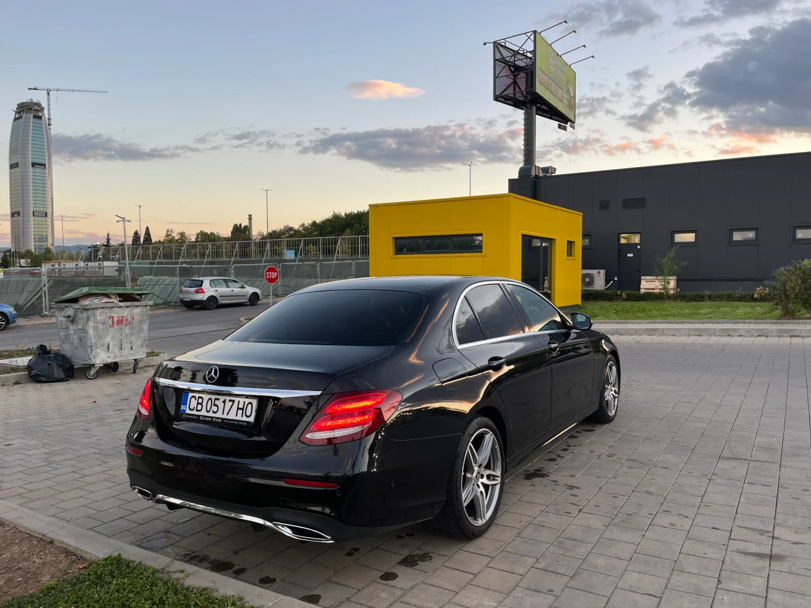 Mercedes-Benz E 220 AMG LINE/MULTIBEAM/WIDESCREAN/360/BURMESTER | Mobile.bg � ����������� 3