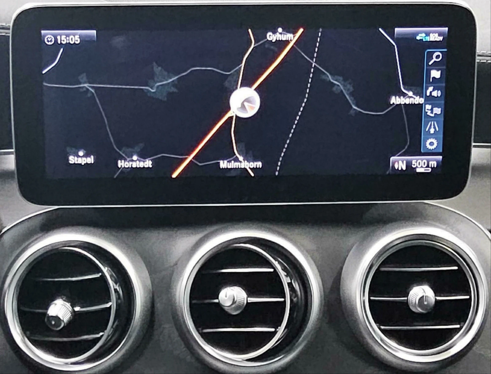 Mercedes-Benz C 220  Coupe, AMG Line, LED, Navi, Leather, снимка 10 - Автомобили и джипове - 56270231