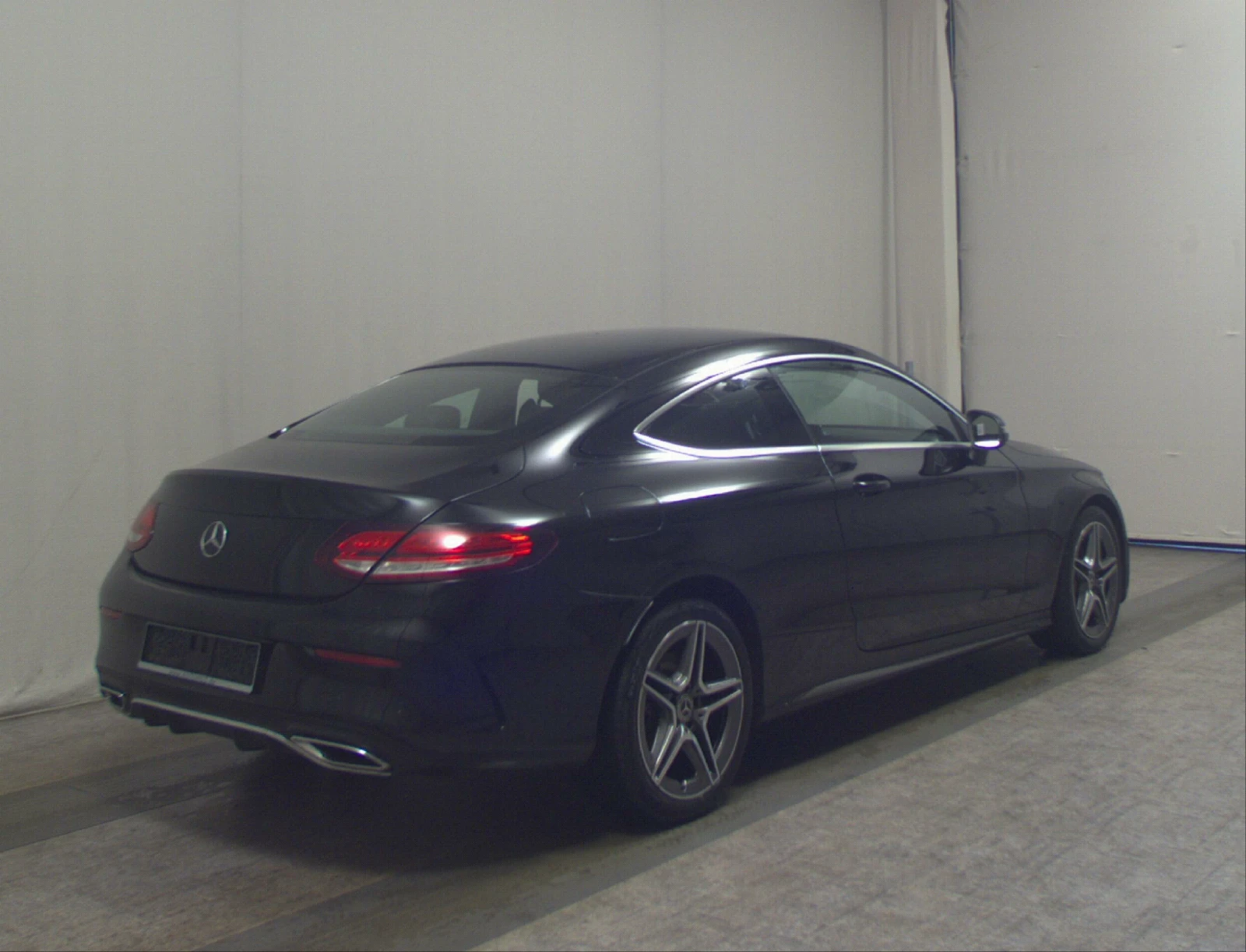 Mercedes-Benz C 220  Coupe, AMG Line, LED, Navi, Leather, снимка 3 - Автомобили и джипове - 56270231
