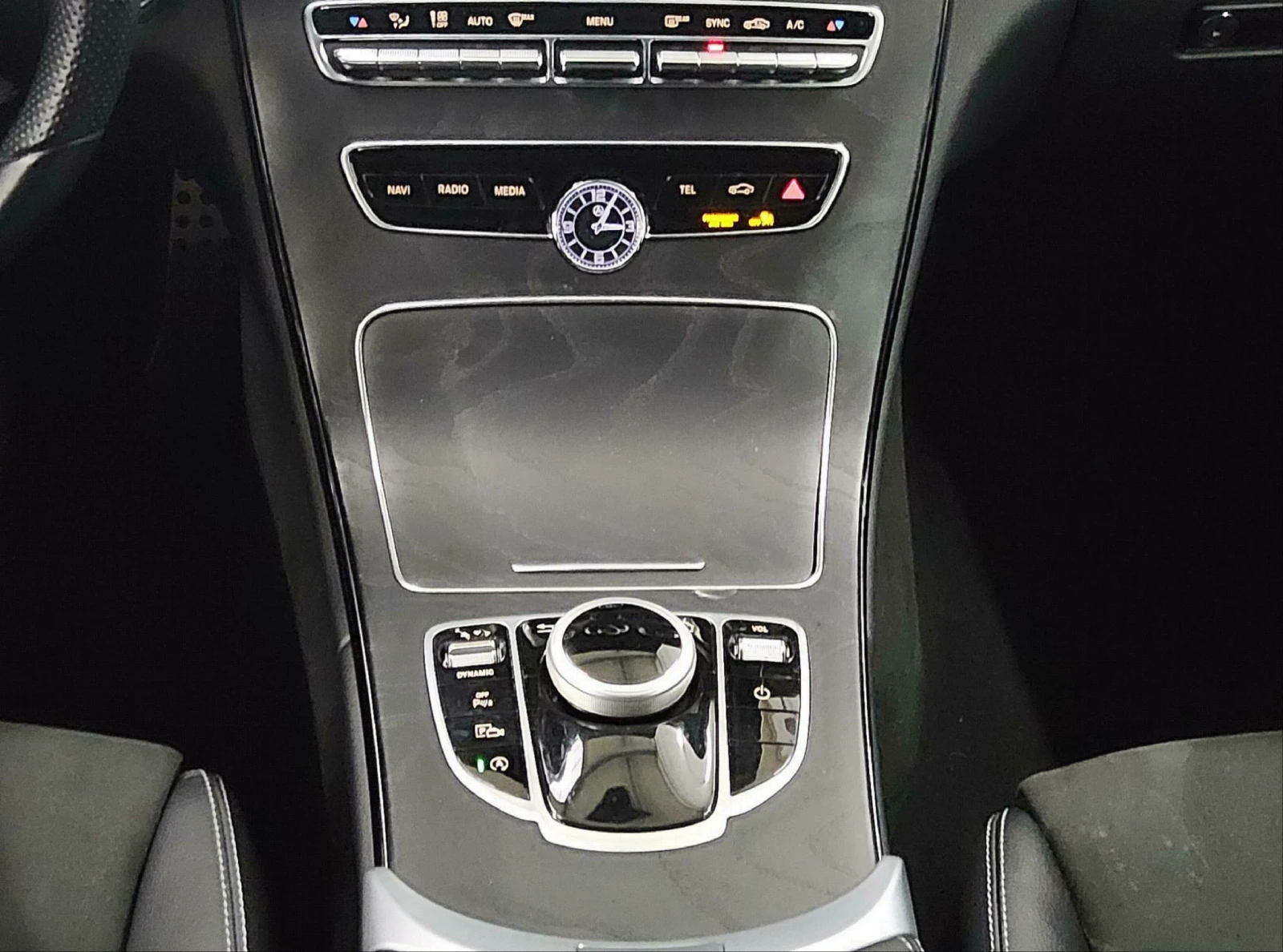 Mercedes-Benz C 220  Coupe, AMG Line, LED, Navi, Leather, снимка 11 - Автомобили и джипове - 56270231