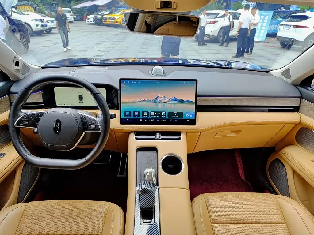 AITO 5 M5 2022 Extended Range AWD Ultimate Edition* КРАЙН, снимка 7 - Автомобили и джипове - 56658365