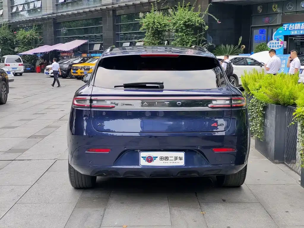 AITO 5 M5 2022 Extended Range AWD Ultimate Edition* КРАЙН, снимка 4 - Автомобили и джипове - 56658365