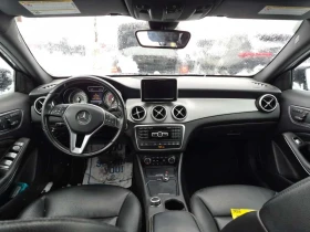 Mercedes-Benz GLA 250 АМГ ПАКЕТ/CARFAX/ПОДГРЕВ/ПАНОРАМА/ПАМЕТ, снимка 10