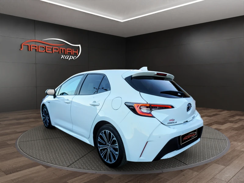 Toyota Corolla 1.8h LOUNGE TECH , снимка 4 - Автомобили и джипове - 36996980