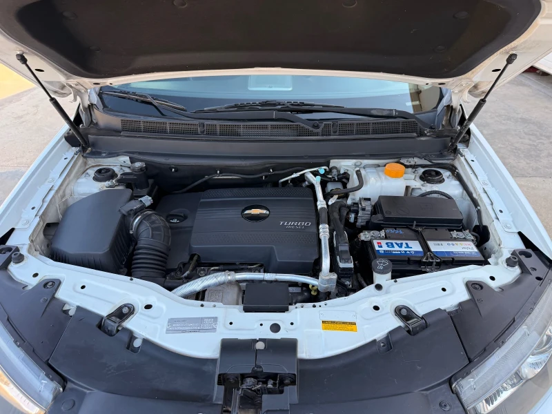 Chevrolet Captiva 2.2crdi 163k.c * Navi* 7mesta* UNIKAT* , снимка 17 - Автомобили и джипове - 39598144