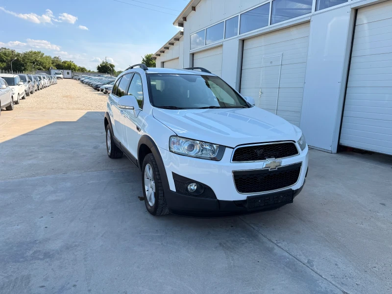 Chevrolet Captiva 2.2crdi 163k.c * Navi* 7mesta* UNIKAT* , снимка 10 - Автомобили и джипове - 39598144