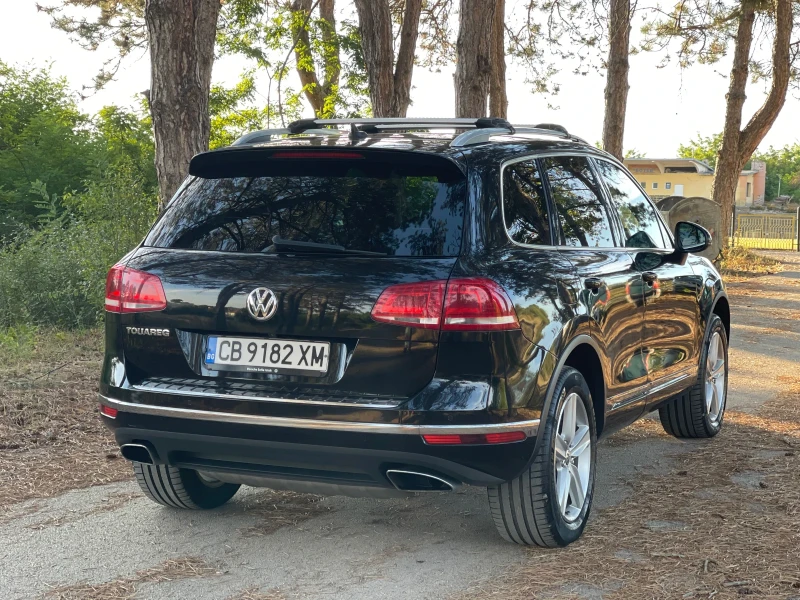 VW Touareg 3.0 TDI R-Line, снимка 4 - Автомобили и джипове - 52459419