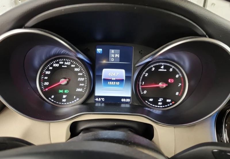 Mercedes-Benz GLC 300 4MATIC, снимка 10 - Автомобили и джипове - 52801015