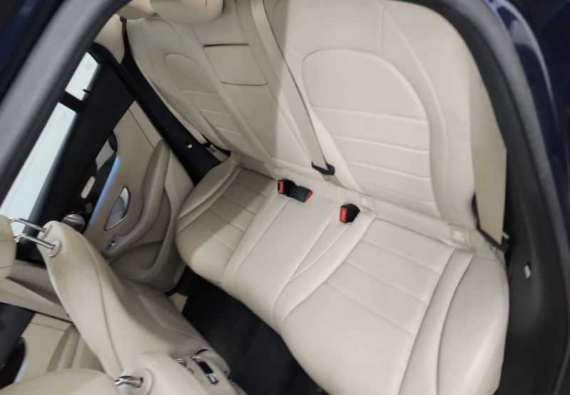 Mercedes-Benz GLC 300 4MATIC, снимка 11 - Автомобили и джипове - 52801015